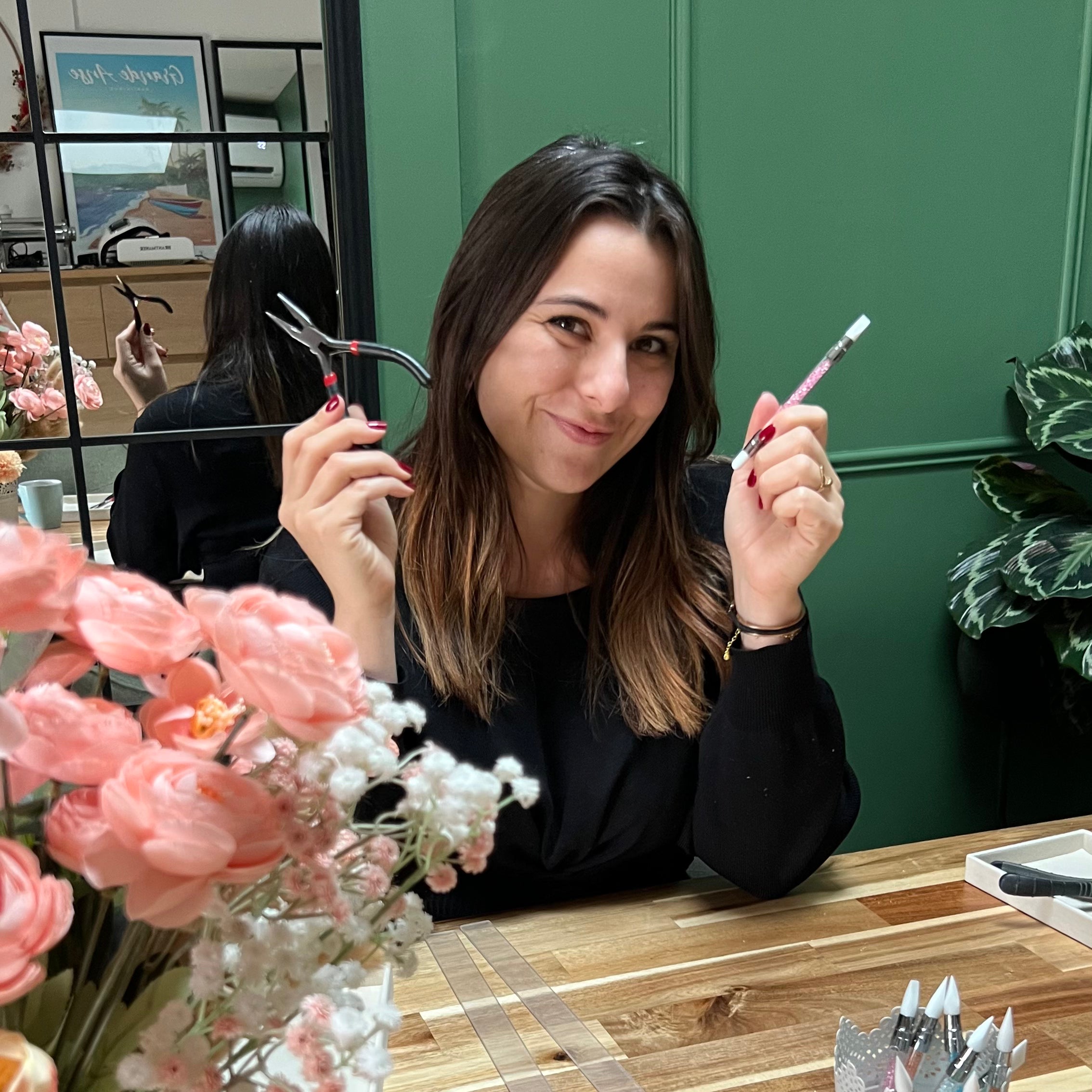 atelier créatif à Aix en Provence pour fabriquer sa parure de bijoux en argile polymère