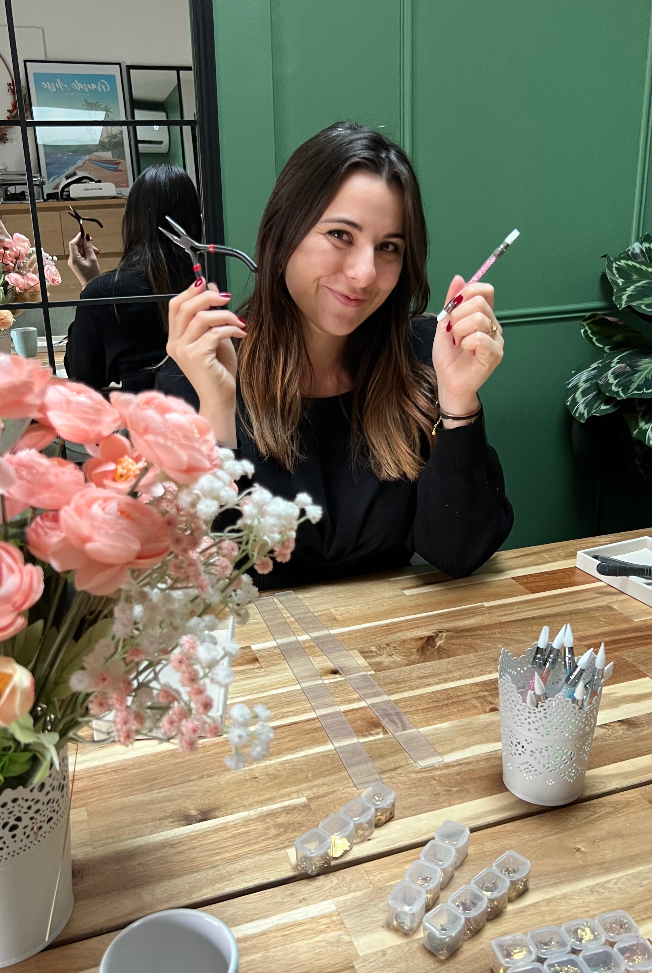 atelier créatif à Aix en Provence pour fabriquer sa parure de bijoux en argile polymère