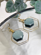 Bijoux fantaisies boucles d'oreilles créoles hexagonale vert émeraude et dorée