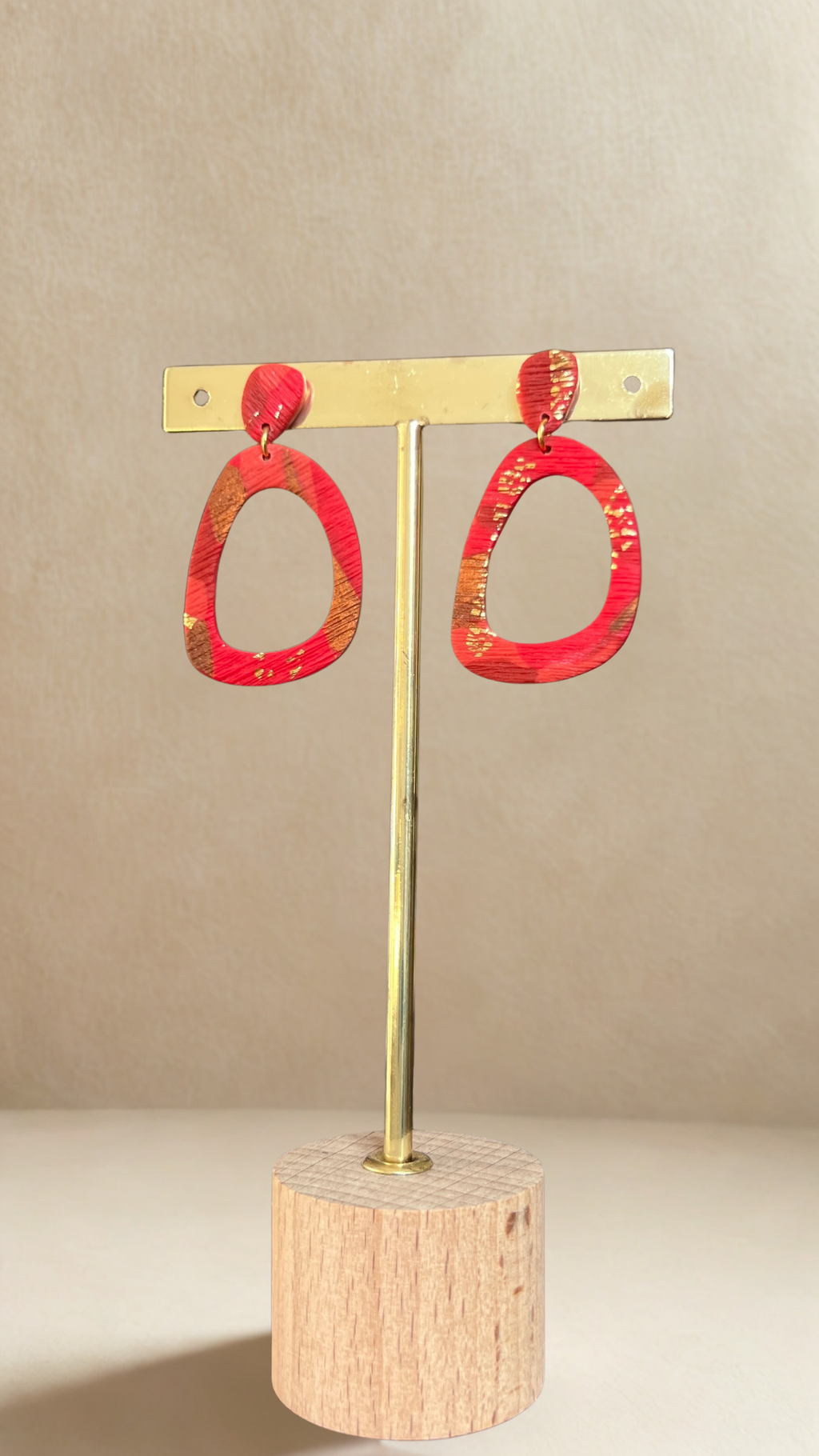 Boucles d'oreilles Emma - coloris rouge mat