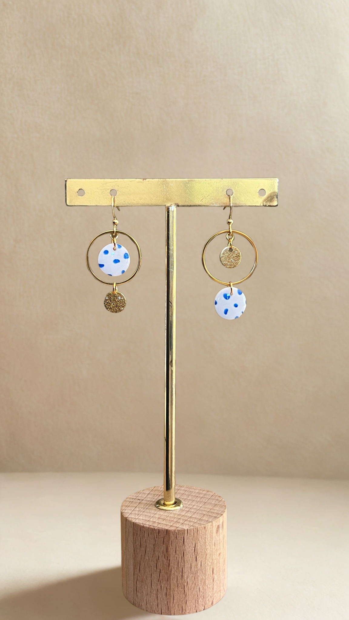 Boucles d'oreilles asymétriques Iris