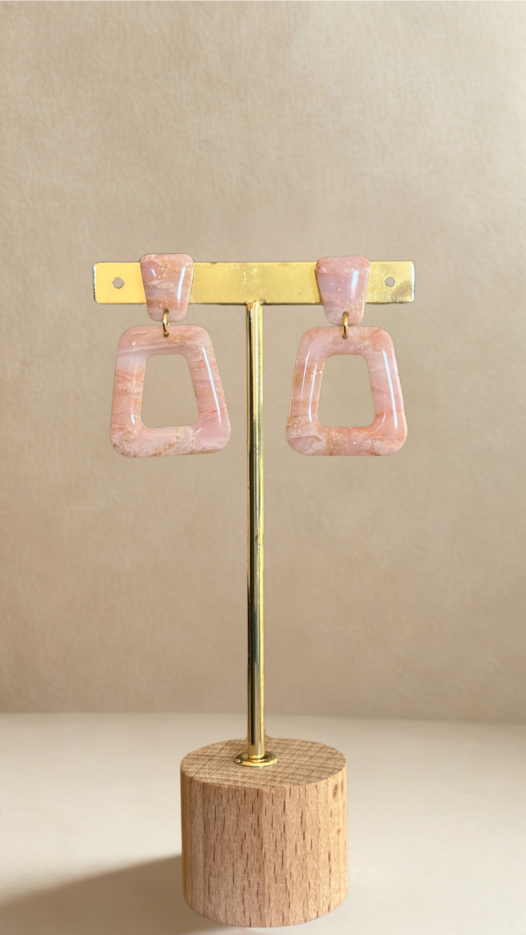 Boucles d'oreilles Azalée - coloris rose pâle