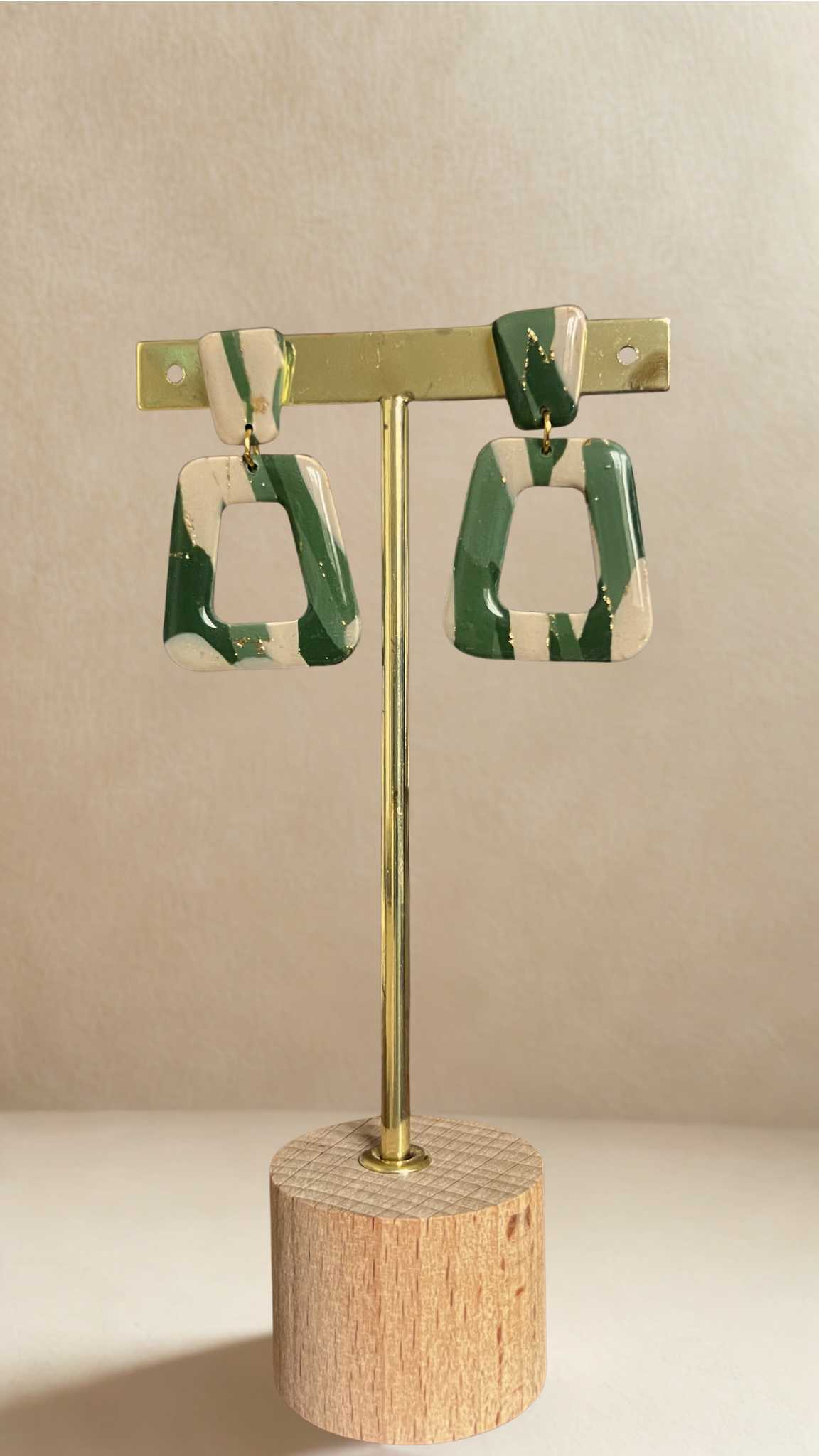 Boucles d'oreilles Azalée - coloris vert militaire