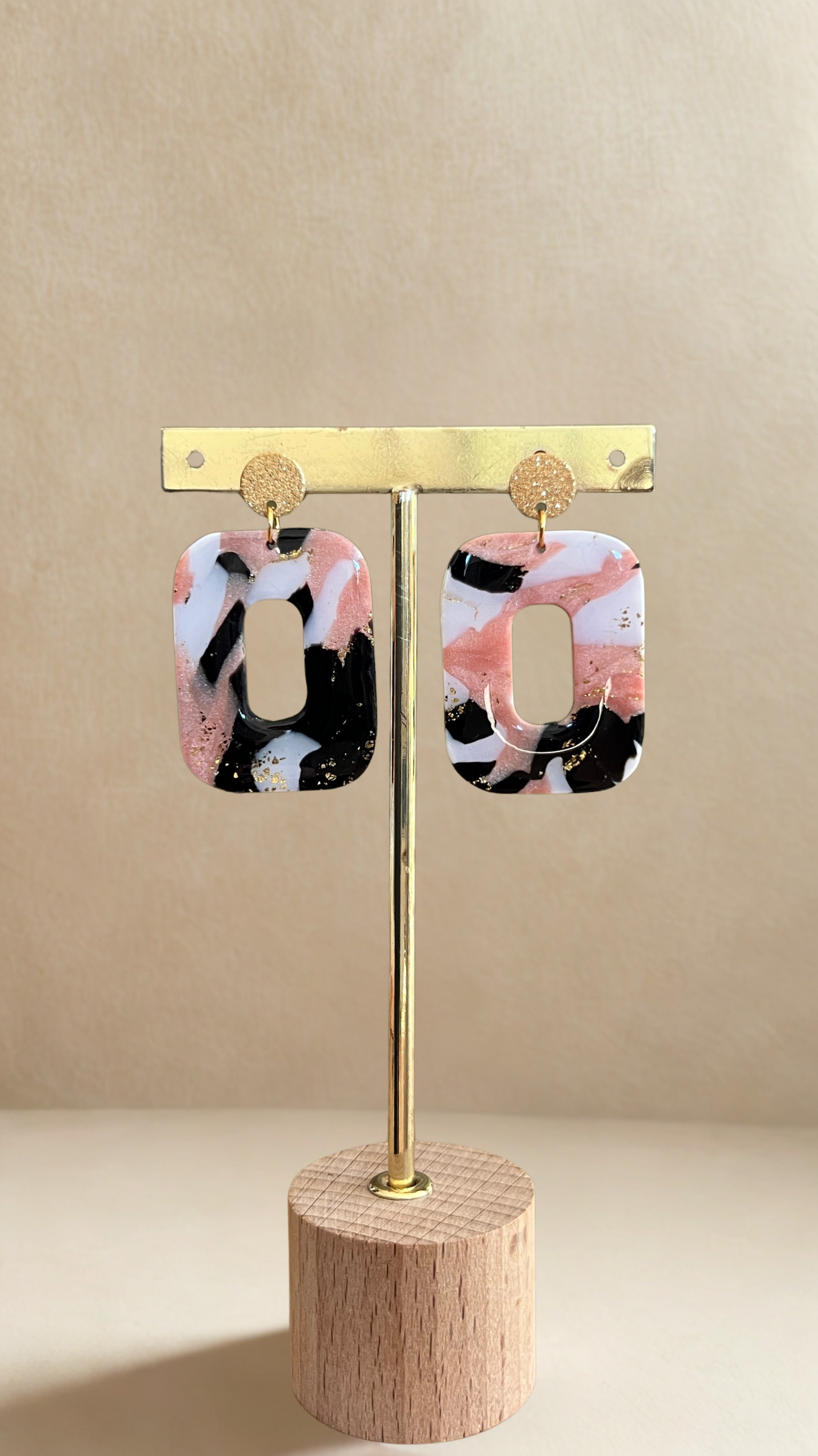 Boucles d'oreilles Calliopée - coloris noir, rose et blanc
