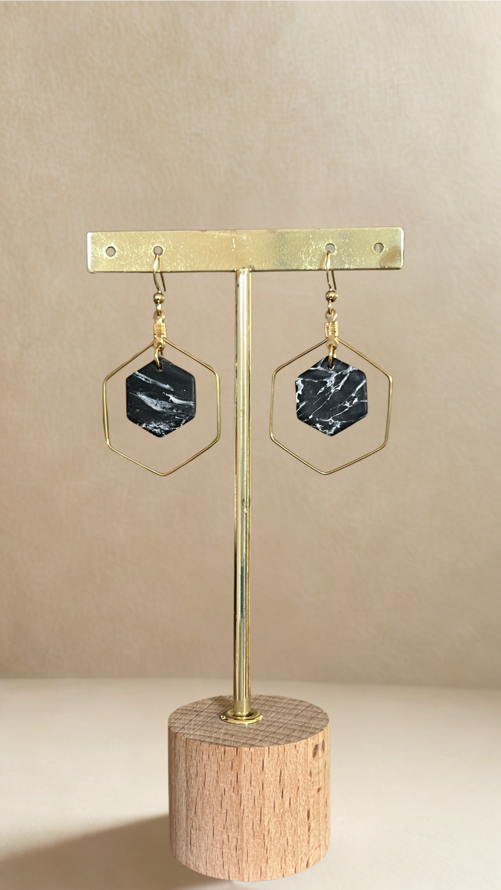Boucles d'oreilles Kacie - coloris noir et blanc