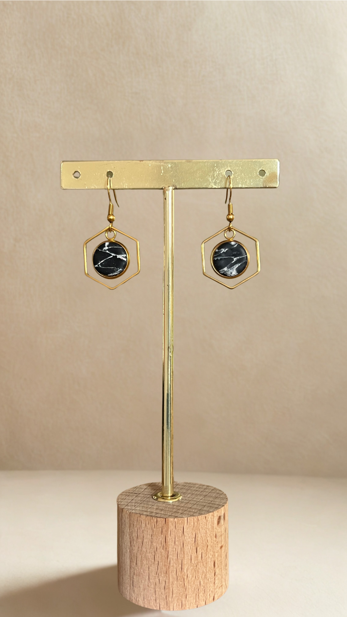 Boucles d'oreilles mini Kacie - coloris noir et blanc