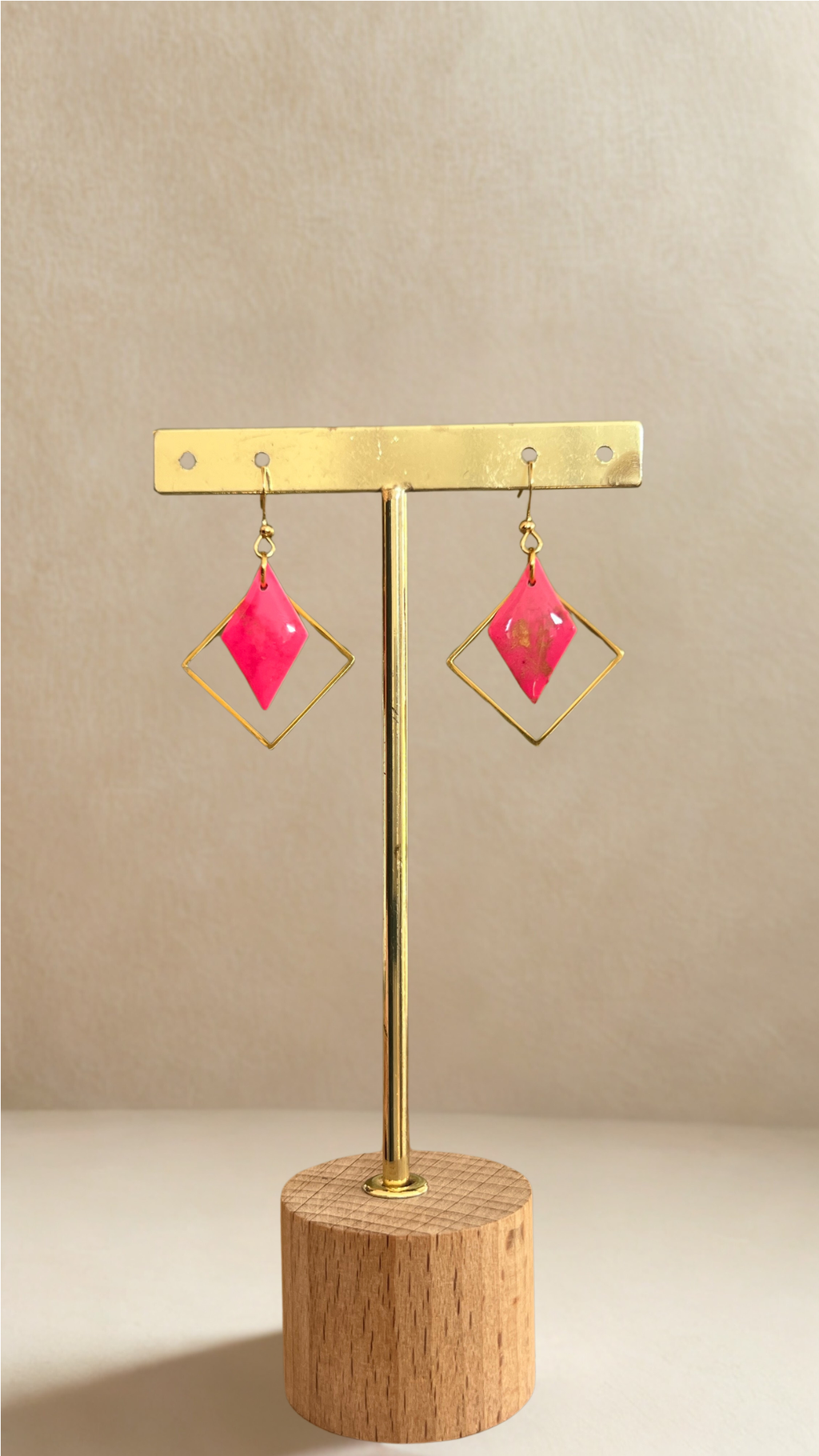 Boucles d'oreilles Maïa - coloris rose fuchsia