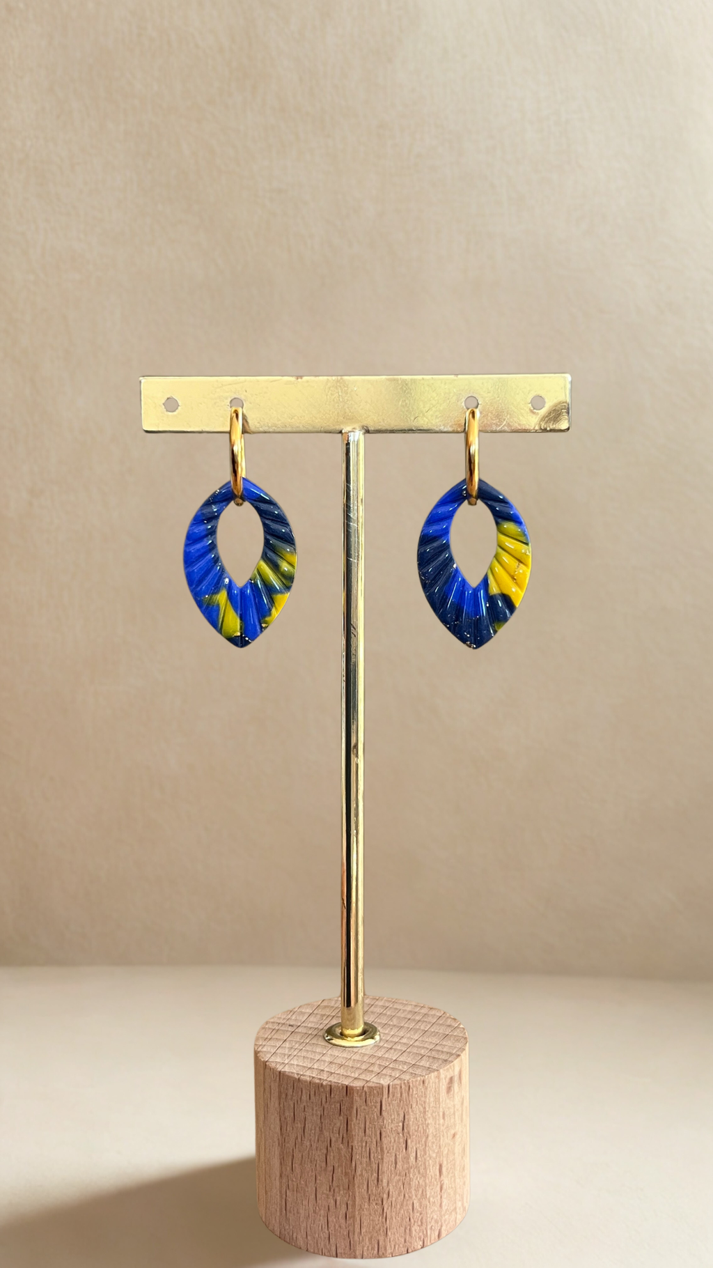 Boucles d’oreilles Ivy – créoles à pampilles interchangeables - coloris bleu et jaune