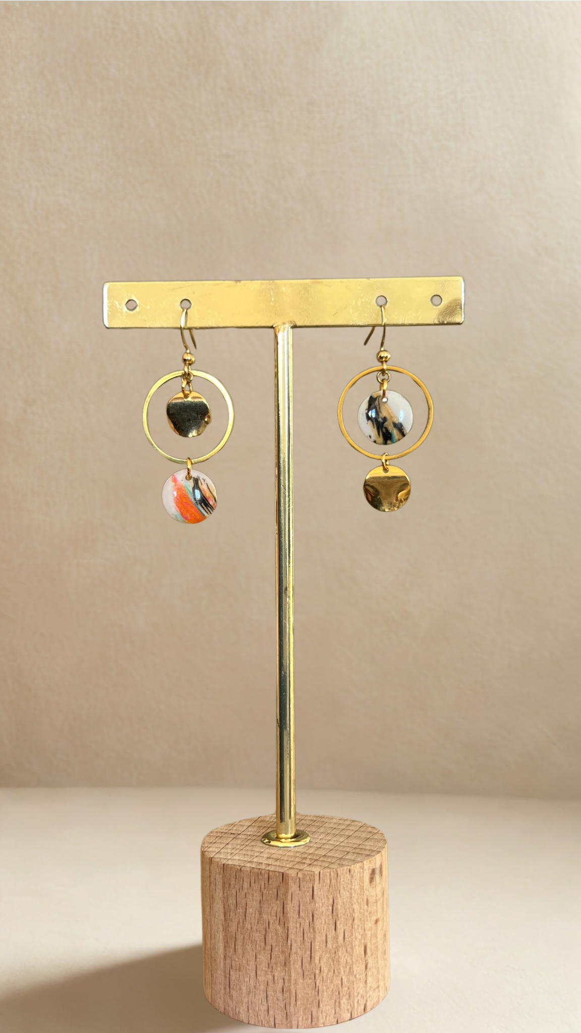 Boucles d'oreilles asymétriques Iris