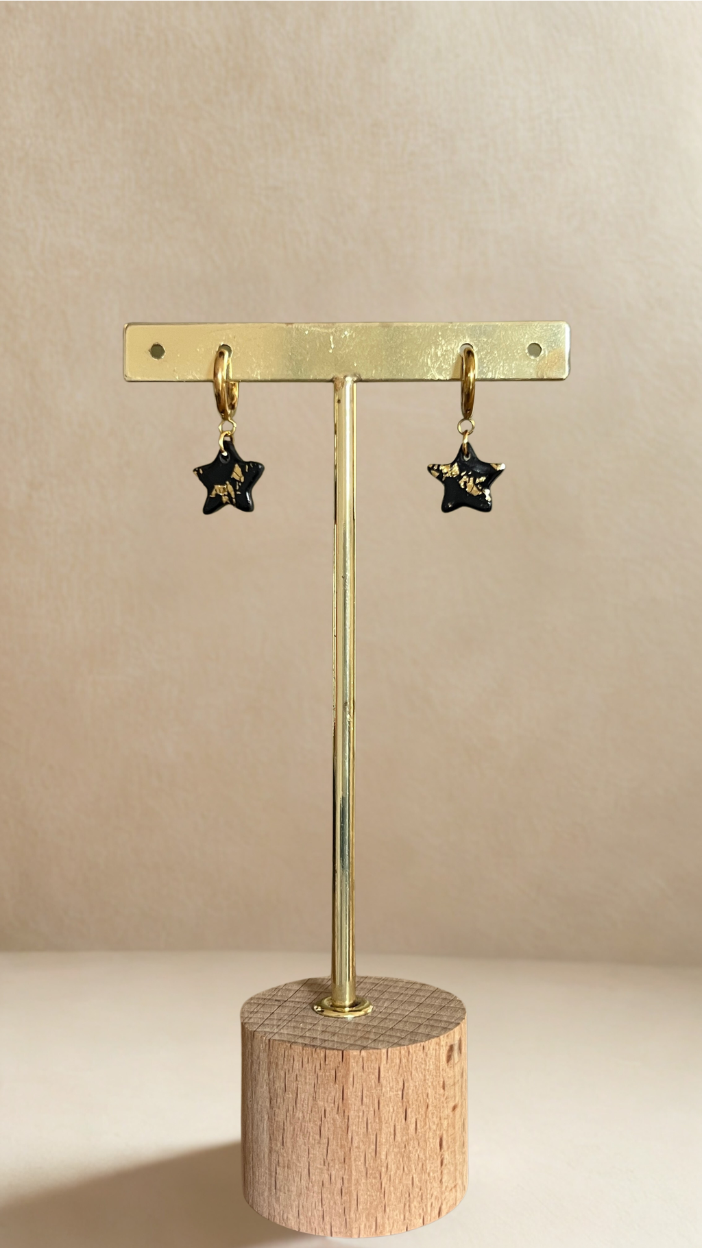 Boucles d'oreilles Étoile - coloris noir