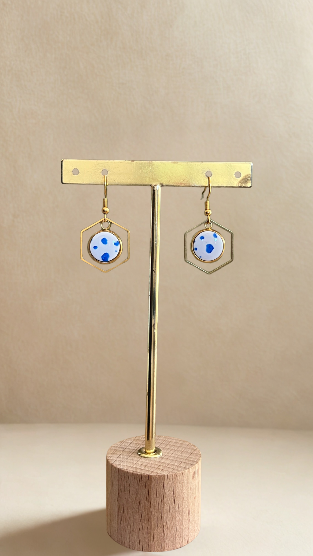 Boucles d'oreilles mini Kacie - coloris blanc à pois