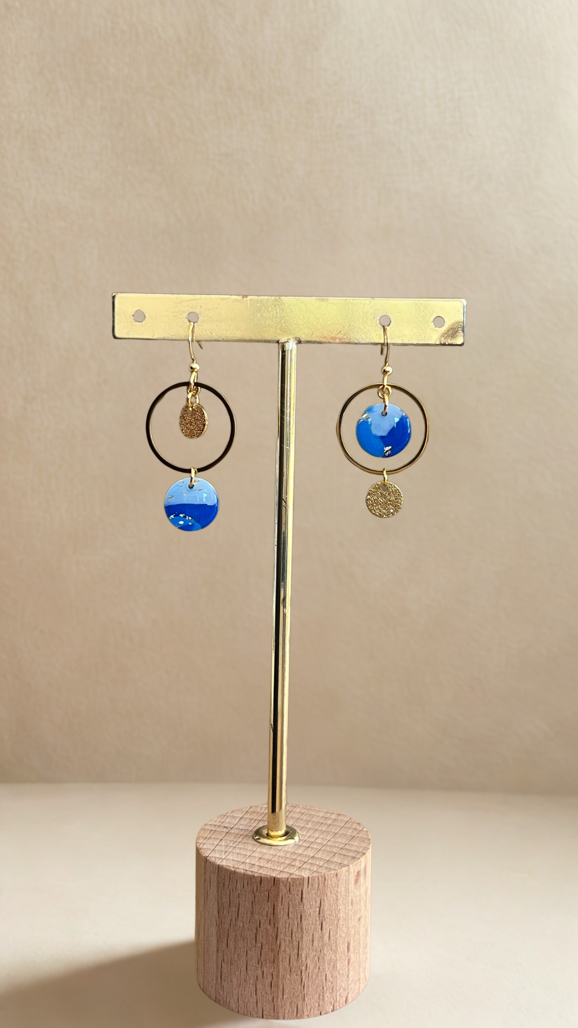 Boucles d'oreilles asymétriques Iris