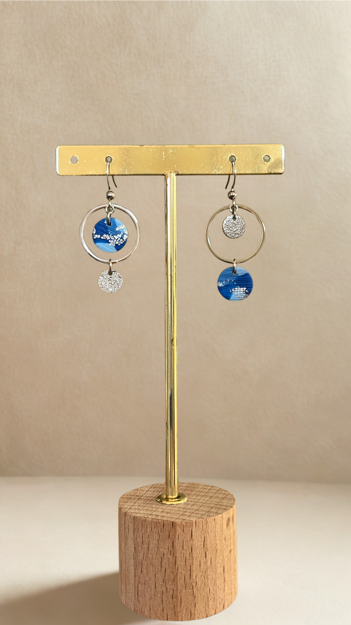 Boucles d'oreilles asymétriques Iris