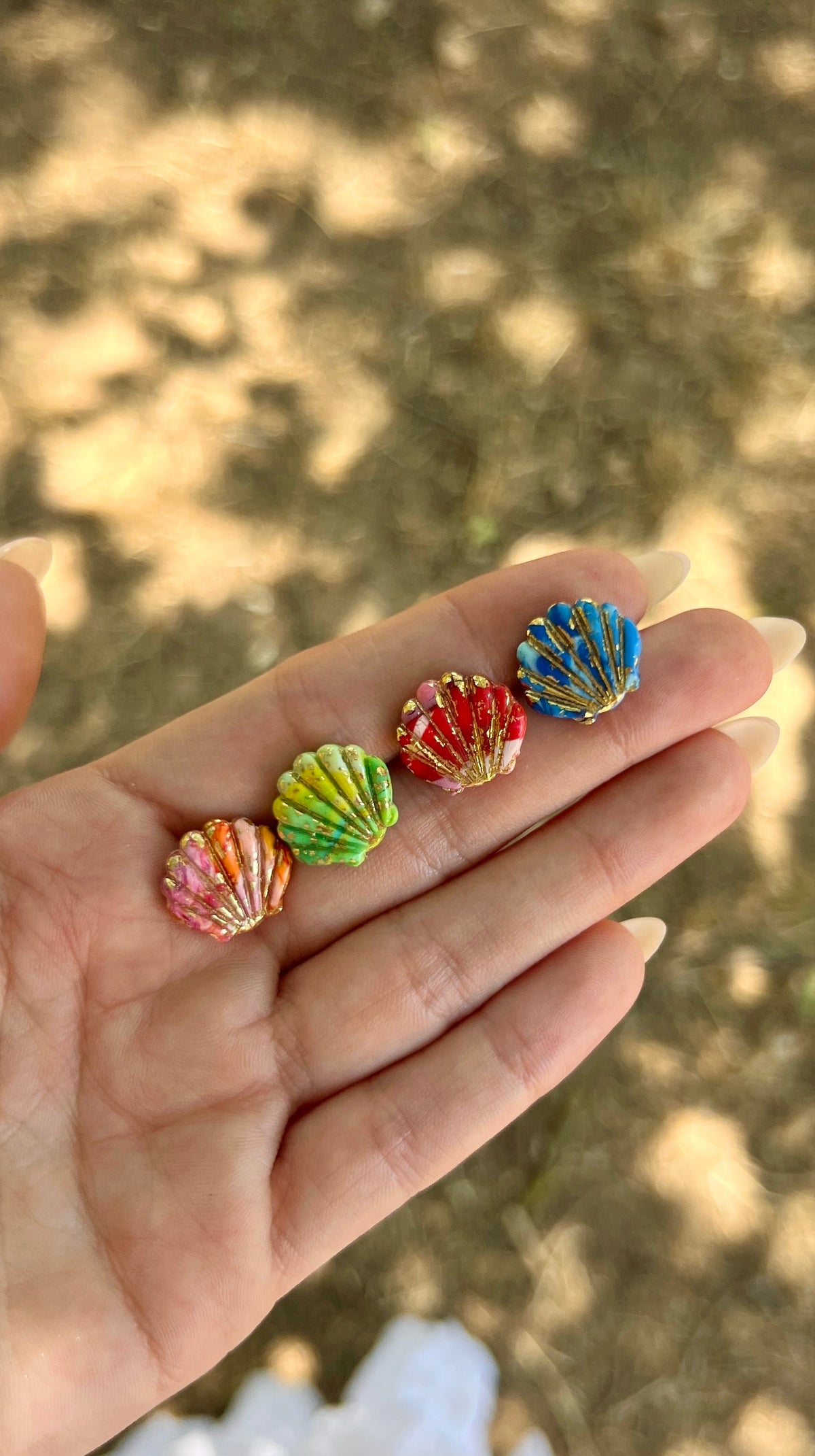 Puces d'oreilles coquillages