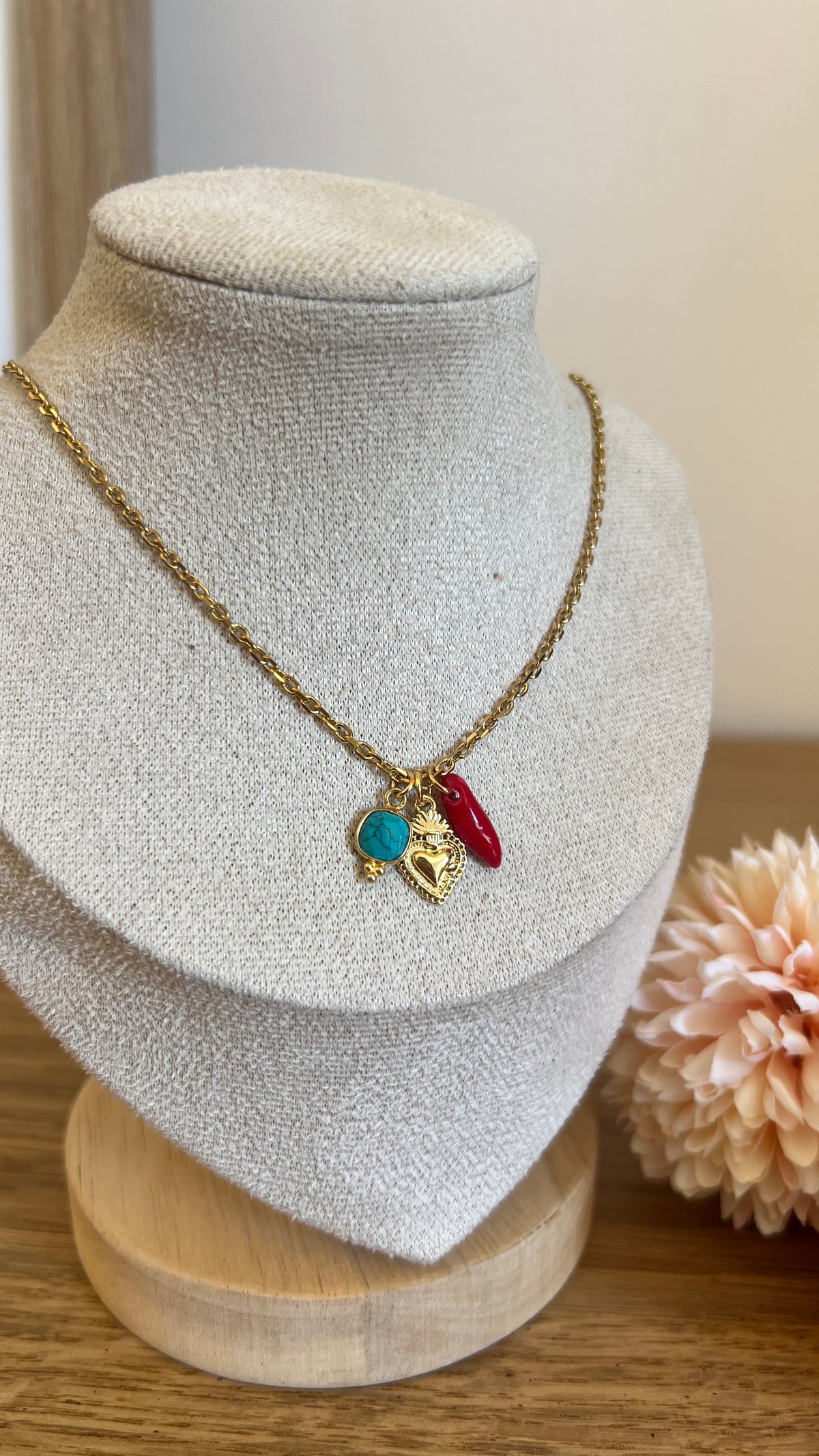 Collier en acier inoxydable - pierre naturelle et corail