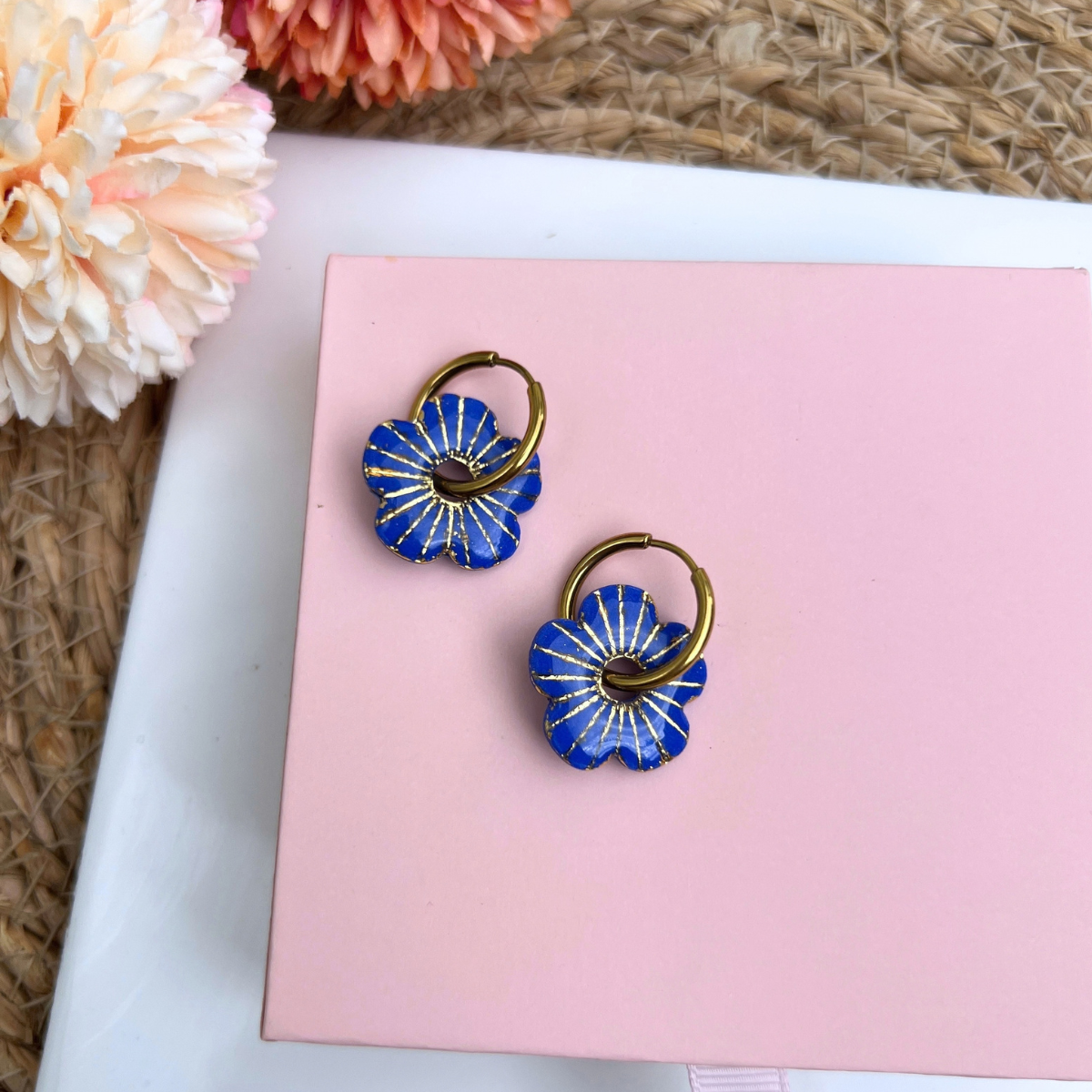Pampilles Fleur Lora – pampille interchangeable coloris bleu roi