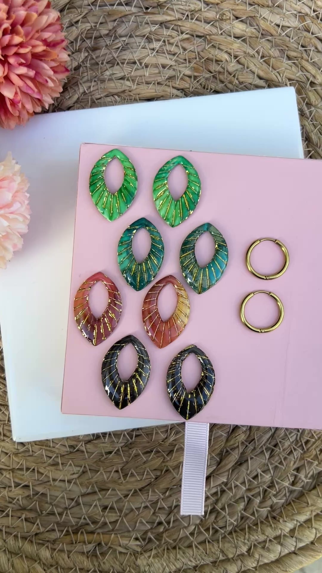 Vidéo boucle d'oreille Ivy - pampille feuille interchangeable fait main, créole légère automne